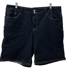 Gemma Rae Dark Wash Shorts Size 22W